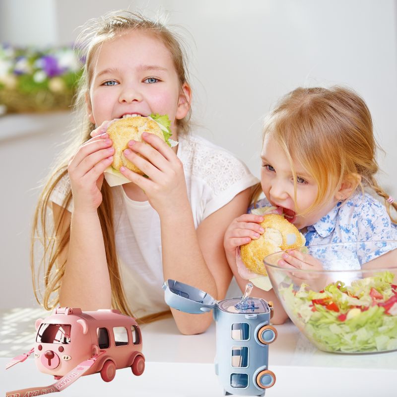 GOURDE-enfant-voiture-paille-silicone-500ml-boite-a-gouter