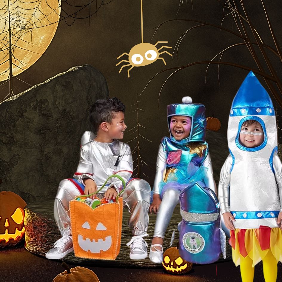 trois enfant dans leur deguisement halloween enfant ultra confortable meme assis au sol pendantla fête