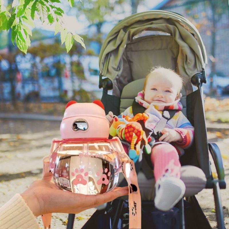 gourde-enfant-petite-bouteille-d-eau-compagnon-marche