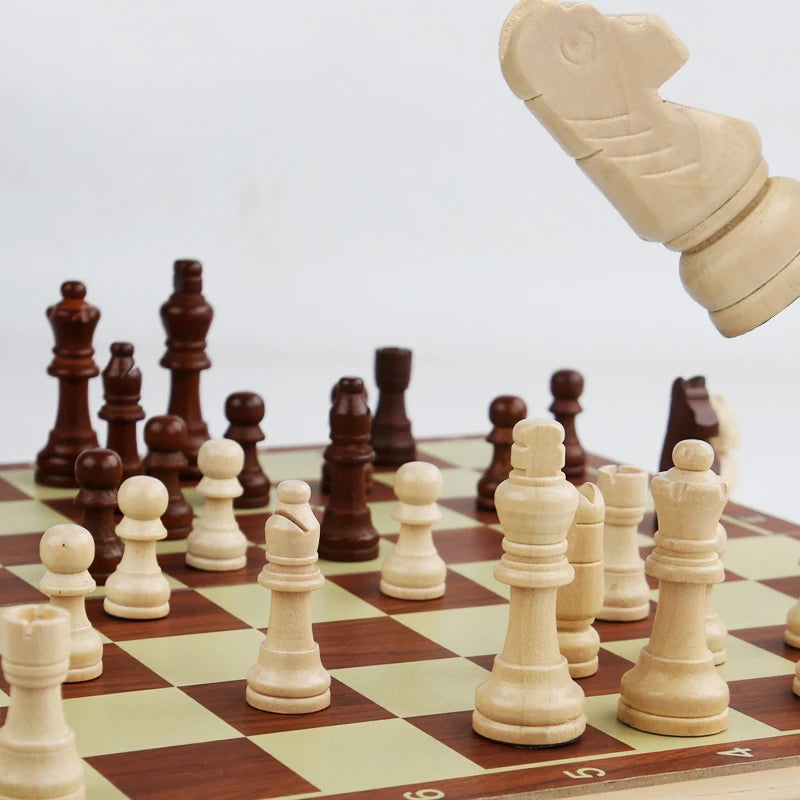 jeu-echecs-bois-pliable-amanté-magnétisé-2-tailles-de-voyage-léger