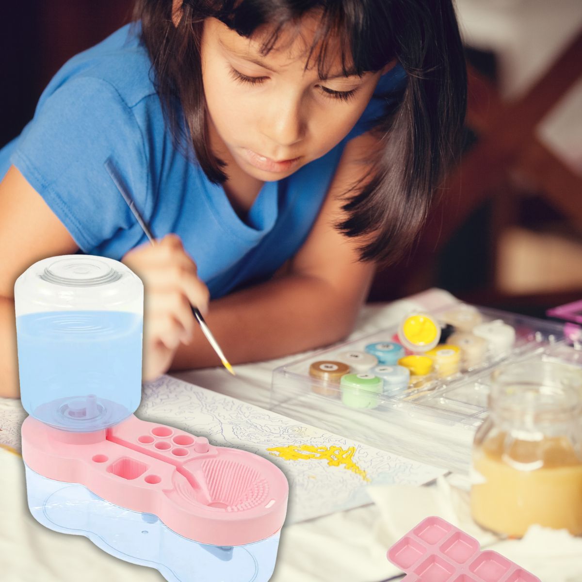 Peinture enfant | Godet pour le nettoyage du pinceau sans dégat🎨👨🏽🎨👩🏻🎨 - JEUX - FOCUS