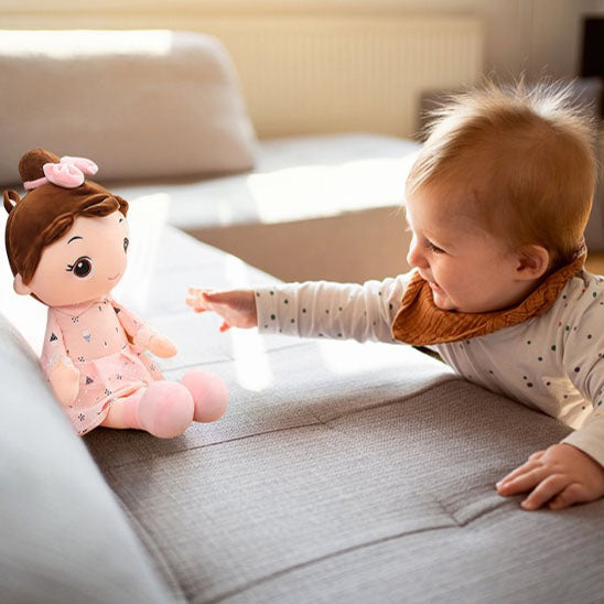 Poupée fille en peluche🧸