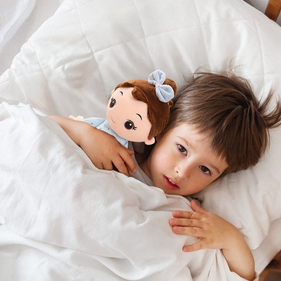 Poupée fille en peluche🧸