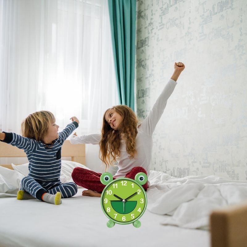 réveil-enfant-heure-aiguilles-Grenouille-Verte
