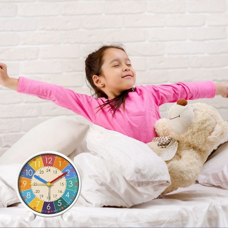 réveil-enfant-paisible-matin-zen-apprentissage-autonomie-organisation-RENTRÉE-scolaire