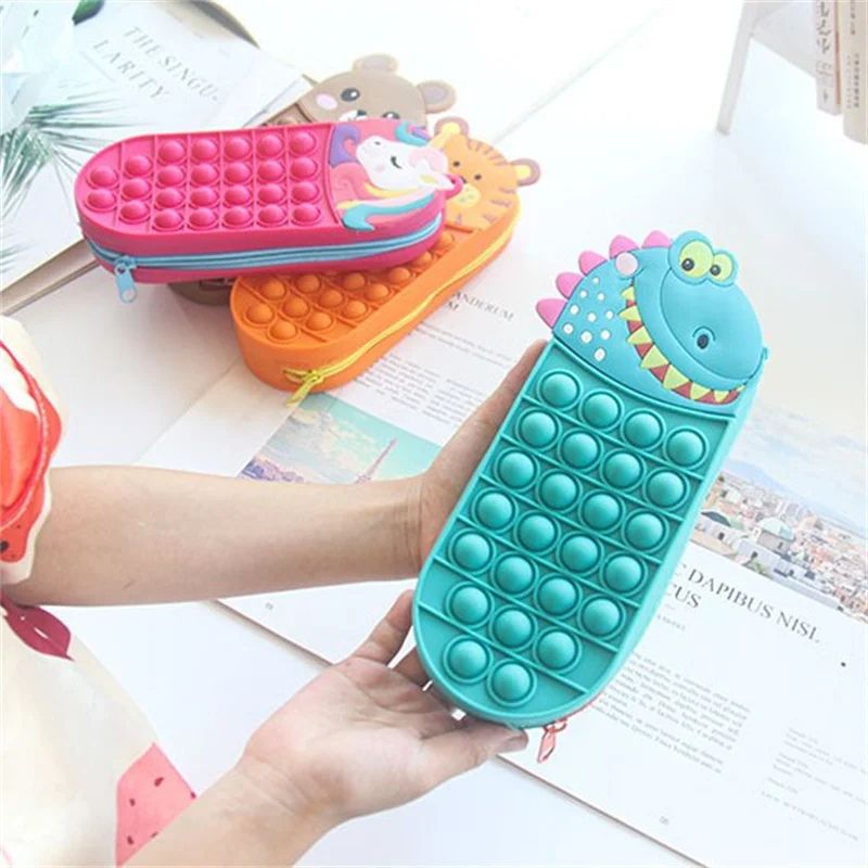 trousse-scolaire-anti-stress-pop-it-modeles-ludique-occuppe-les-doigts_8