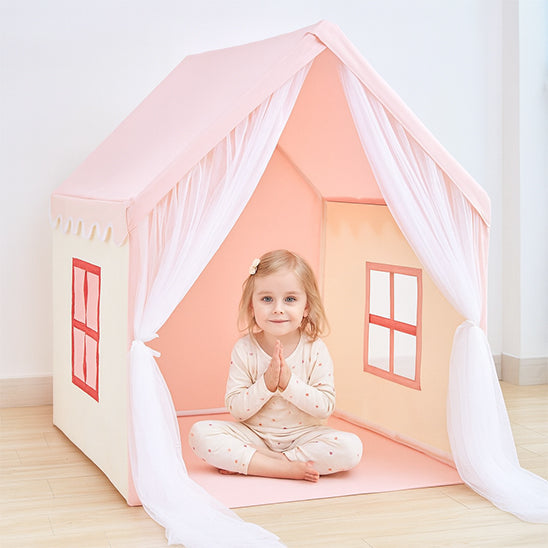 Cabane-enfant-tente-rose-rouge-fillette