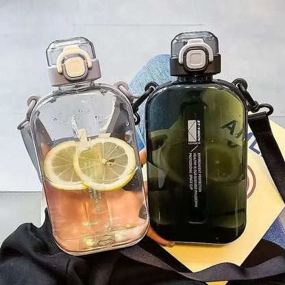 GOURDE-ENFANT-graduée-sans-paille-remplissable-écologique-carrée-comme-un-flasque-de-gin