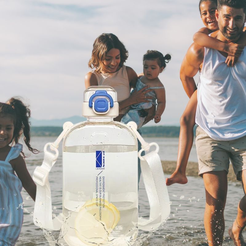GOURDE-graduée-ENFANT-blanche-remplissable-écologique-pour-toute-la-famille