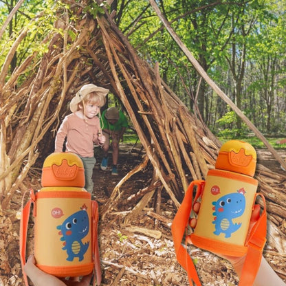 Gourde-isotherme-enfant-dinosaure-500-millilitres-sac-bandoulière-transport-facile-acier-résistant-parfait-camping