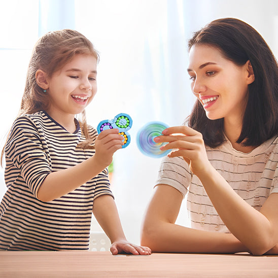 jouet anti stress populaire à l'école le fidget toy spin puzzle TDAH ou autre besoin