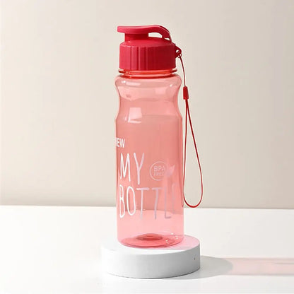 Bouteille d'eau multicolore en plastique de grande capacité