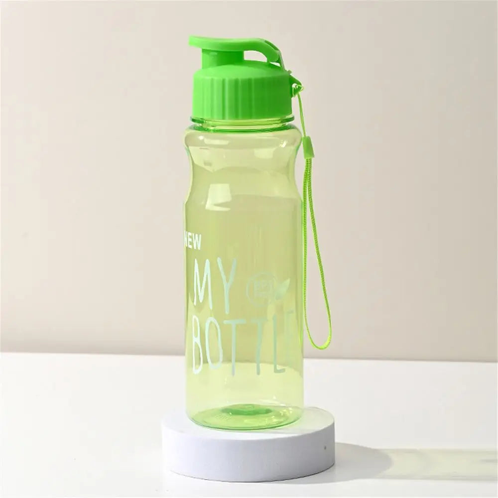 Bouteille d'eau multicolore en plastique de grande capacité