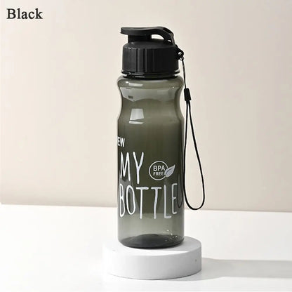 Bouteille d'eau multicolore en plastique de grande capacité