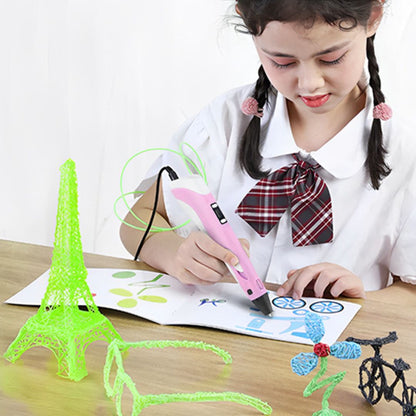 une adolescent crée avec son stylo 3d elle suit un plan de constructuction 3 dimensions  