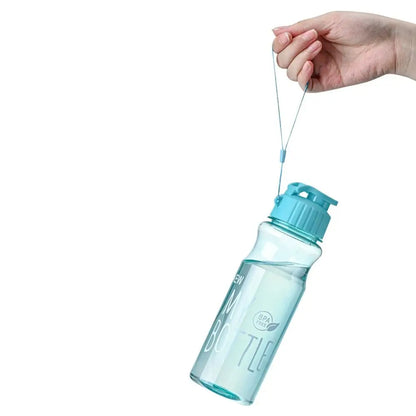 Bouteille d'eau multicolore en plastique de grande capacité