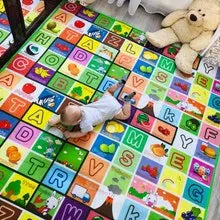 TAPIS-DÉVEIL-DOUBLE-FACES-RECTO-ET-VERSO