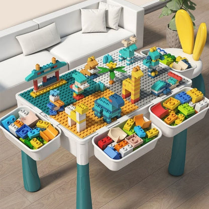 la table d'activité bébé pensée pour répondres aux besoins de développement éducatif des enfants d'âges présecolaire. Dès 1 an il peut jouer dans le bac à eau, etc