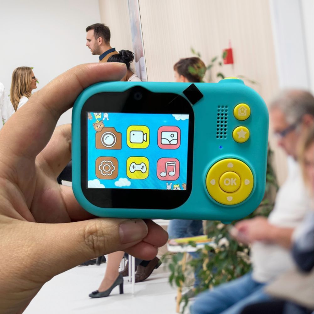 appareil photo numérique enfant idéal pour les salle d attente avec les nombreuses applications