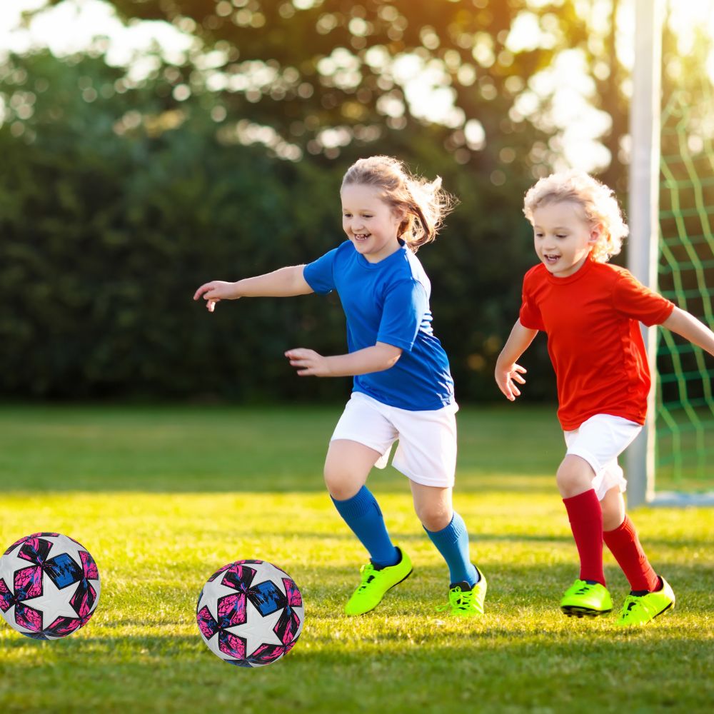ballon foot pour enfant taille 4 couleurs rose, bleu et noir étoile du match