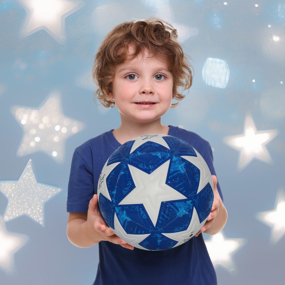 ballon foot bleu et blanc de taille 4 idéal pour les enfants de 4-9ans
