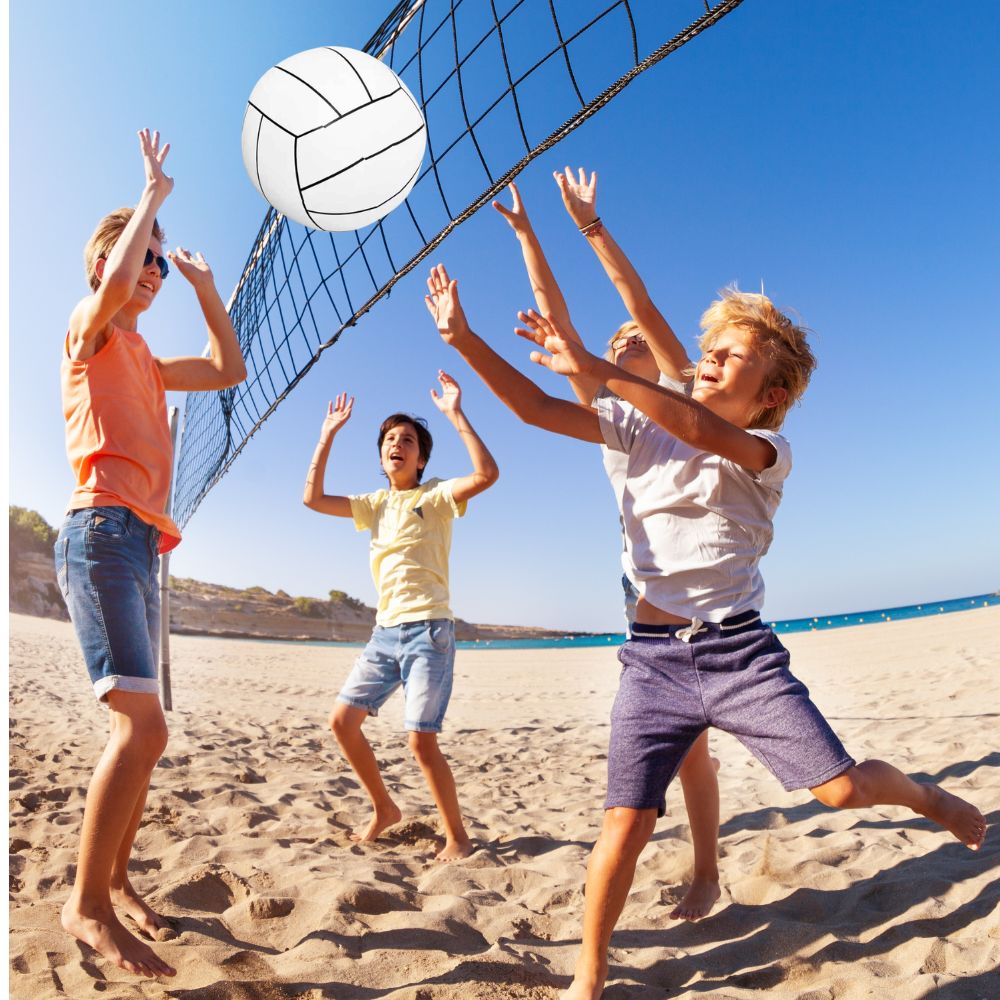 hand ball en ballon gonflable de plage idéal pour initier les enfant au sport sans douleur aux doigts et aux mains