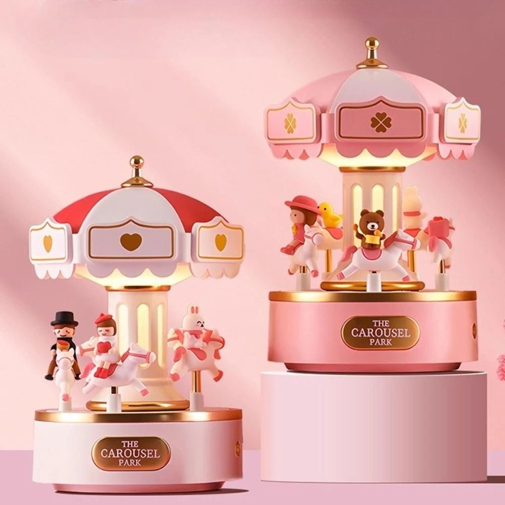 2 version de la boite a musique en forme de carrousel a 4 chevaux qui montent et descendent avec l'éclairage tamisé cadeau idéal des amoureux