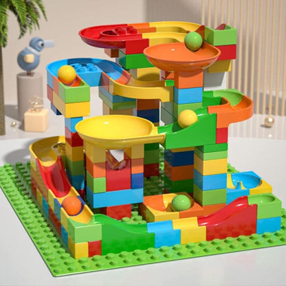 enfin un jeu de construction pensé et créé pour les tout-petits captivé pour les glissade de bille des brique de construction 100% conçu pour les plus jeunes