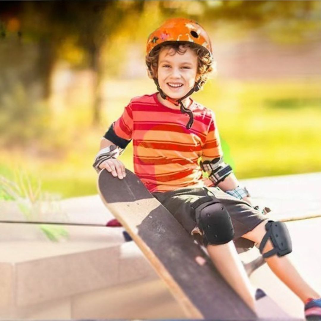 Casque velo enfant pour fan de dino🦖 et de sports🛹🛴🚲🛼 - JEUX - FOCUS