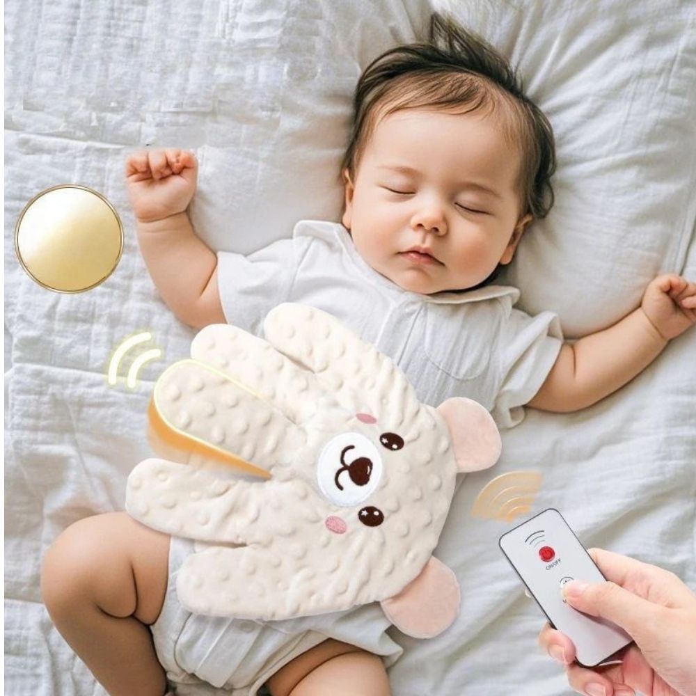coussin bébé main de maman tapotement aide au douleur au ventre