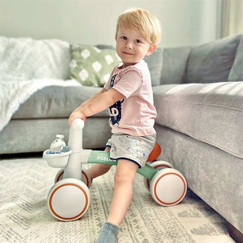   draisienne bébé cadeau bébé 4 roues équilibre 