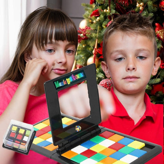 Un garcon et une fille recoivent un jeu de société à 2 du Père Noël et sont fous de joie