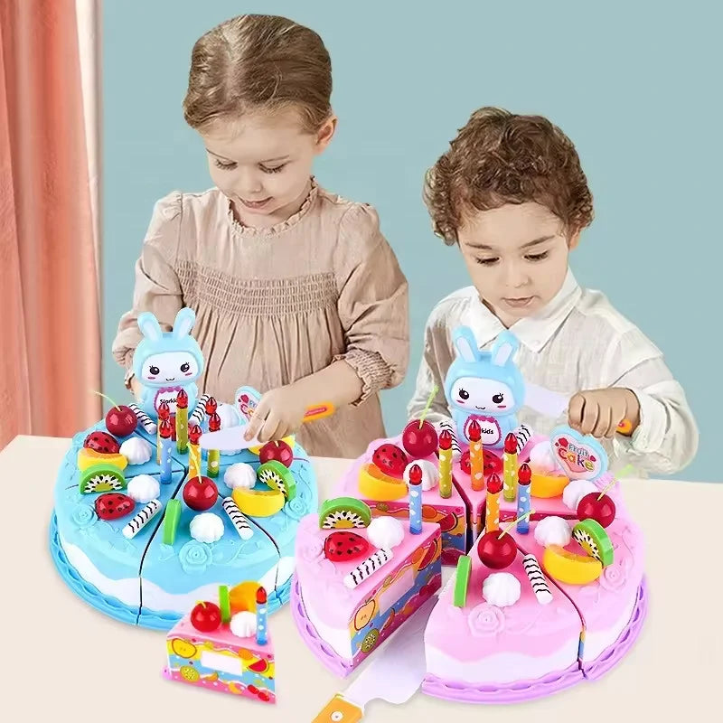 jouet en plastique en forme de gâteau d'anniversaire pour le jeu de rôle ludique