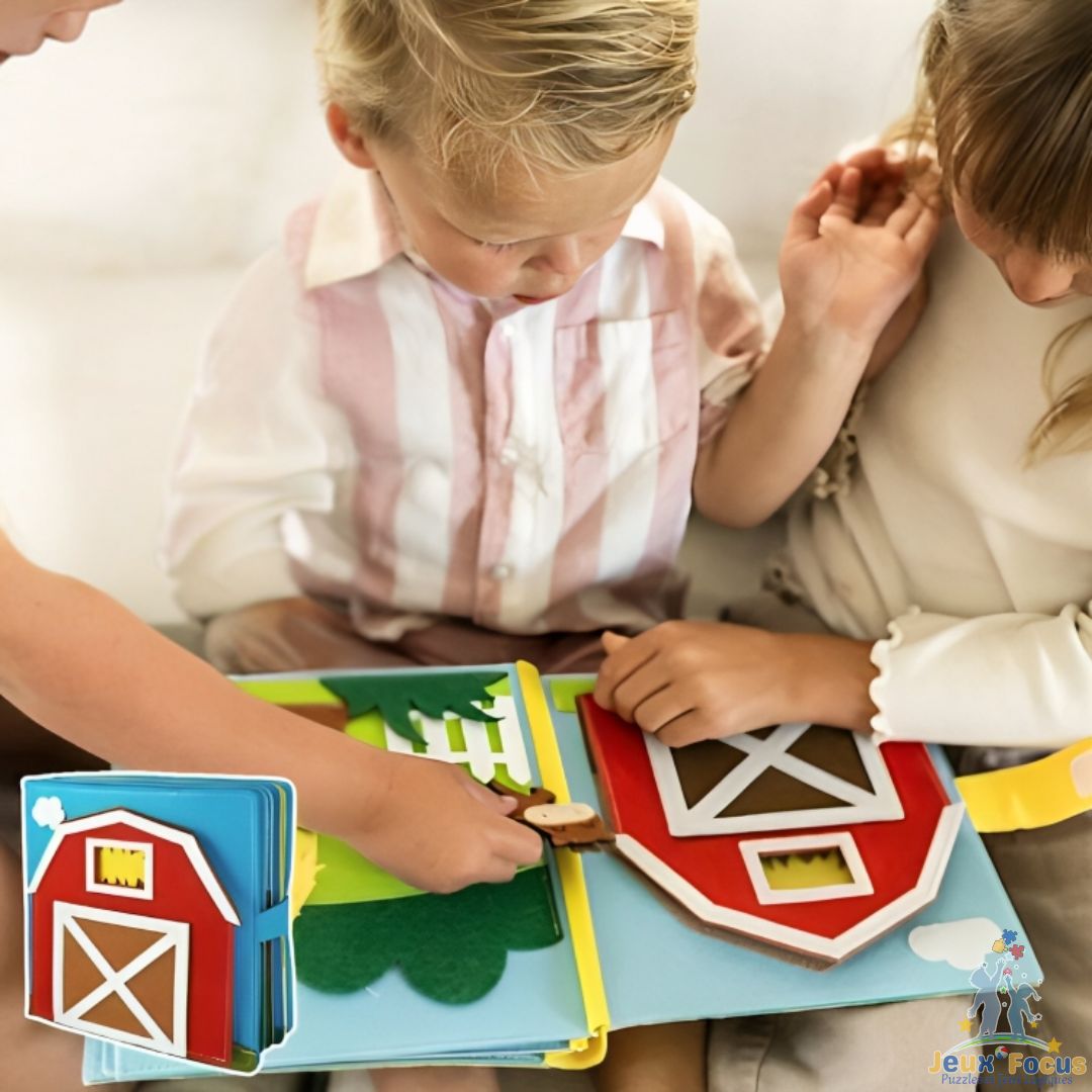 un frère et une soeur se dispute pour avoir le livre enfant 3 ans mamie-book à la ferme™