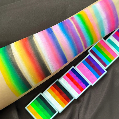 maquillage alloween multi colore plusieurs nuances