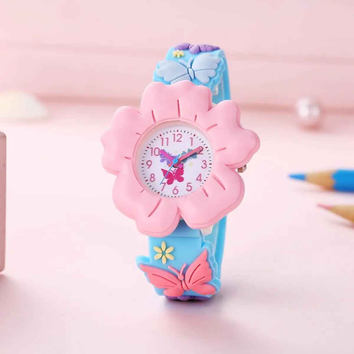 montre enfant fille papillon et fleur  rose avec aiguilles et trotteuse