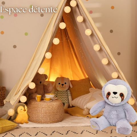 la peluche qui respire roi et maître dans un espace détente  d'apprentissage de la solitude de nuit de l'enfant