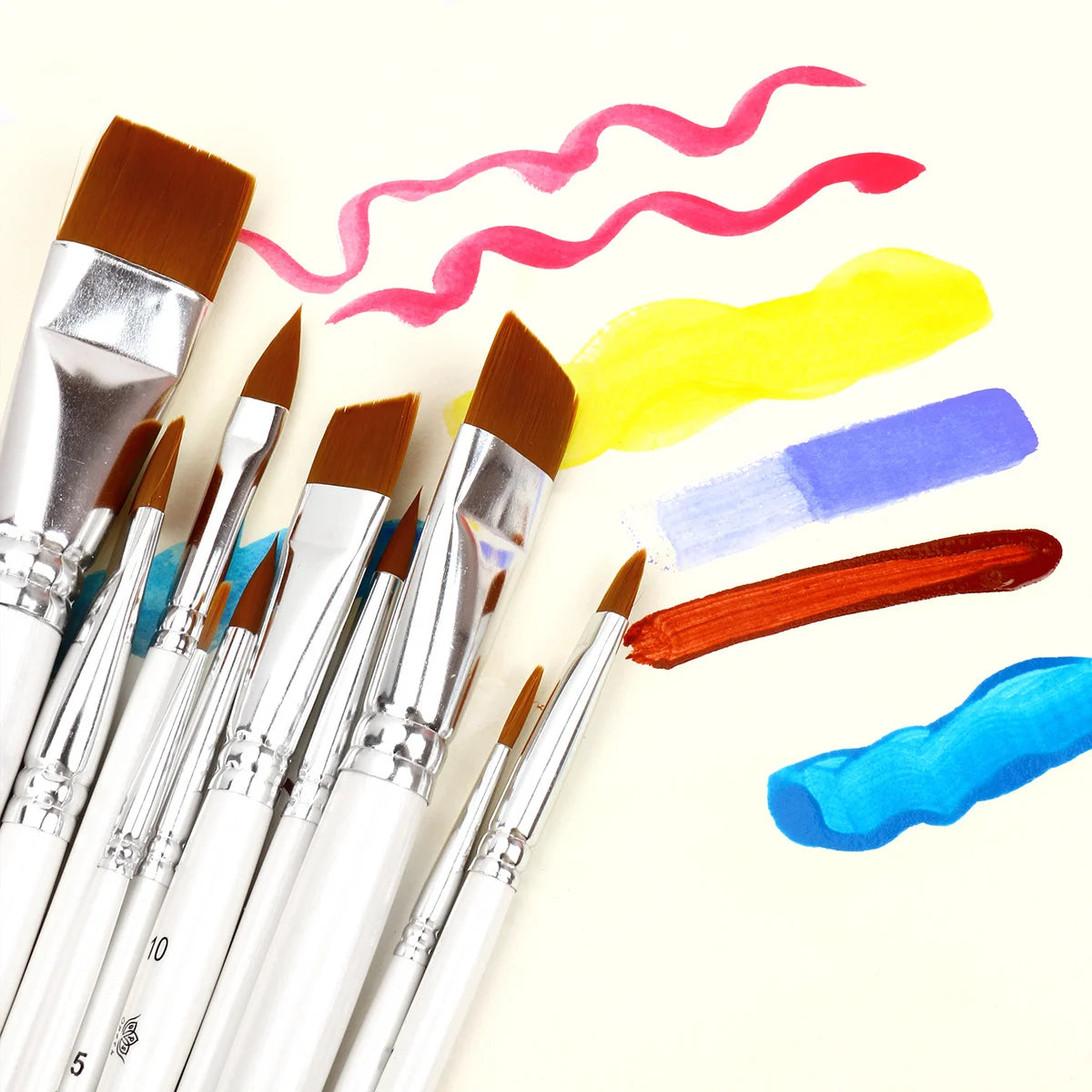 pinceaux maquillage et peinture de précision