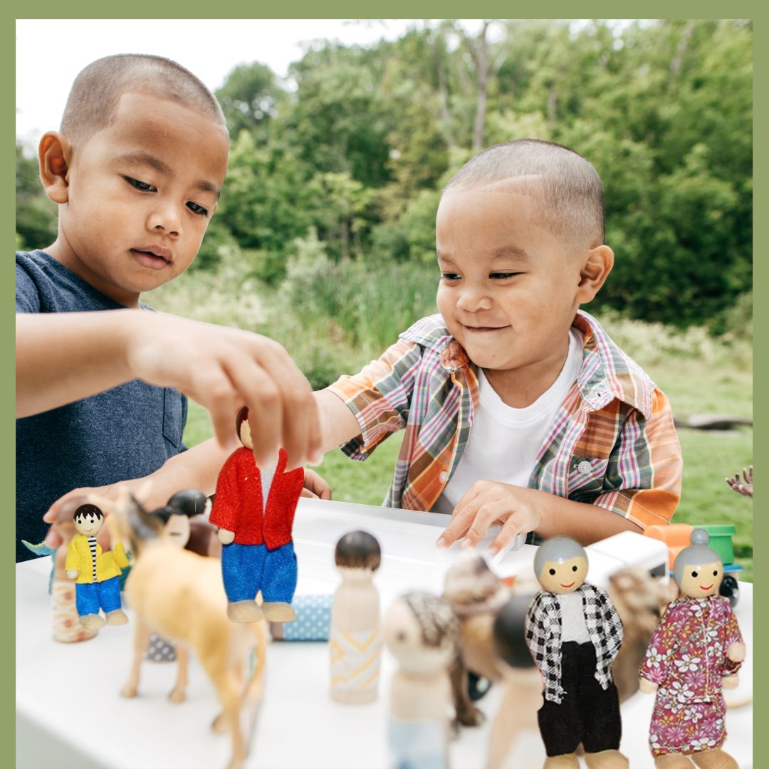Poupée - Famille Happy poupées de bois miniatures (3 nationalités)👨‍👩‍👧‍👦 - JEUX - FOCUS