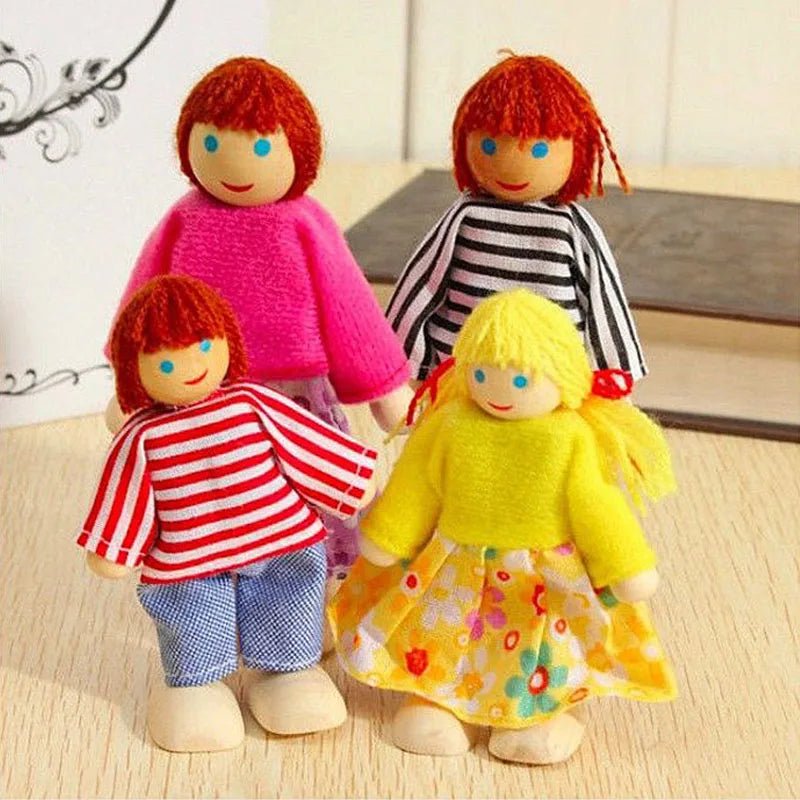 Poupée - Famille Happy poupées de bois miniatures (3 nationalités)👨‍👩‍👧‍👦 - JEUX - FOCUS