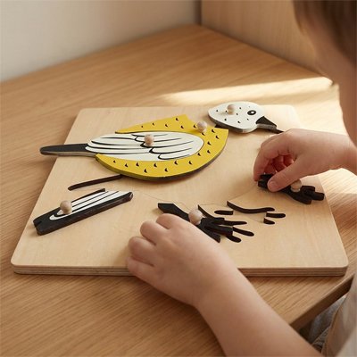 Puzzle bois avec poignée modèle oiseau jaune et noir 4+ans
