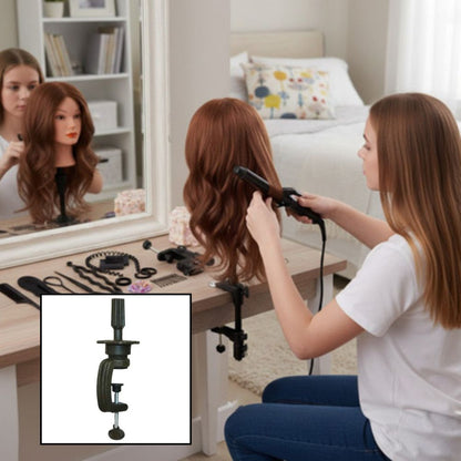 une adolescente coiffe une tete a coiffer fixe solidement a la pince de table fixe et rigide pour tete de mannequin