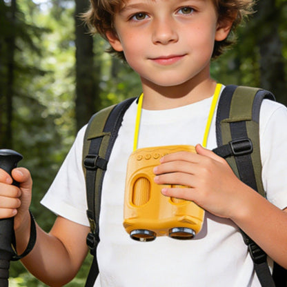 un gamin part en forêt avec  son telescope enfant 2 en 1 avec option microscope intégré capture photo