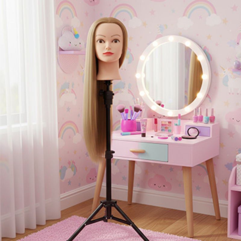 tete a coiffer enfant sur trépier pour apprendre à faire de belle coiffure  sur sa tete a coiffer de pratique